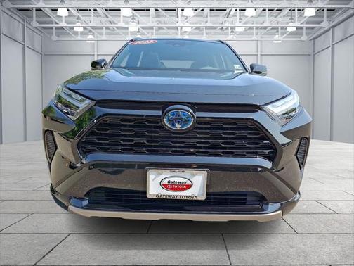 2023 Toyota RAV4 Hybrid SE