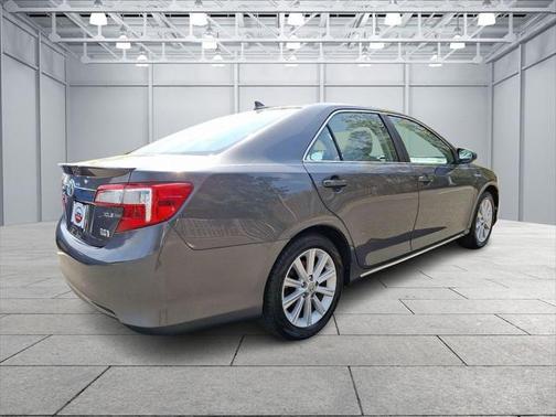 2012 Toyota Camry Hybrid XLE