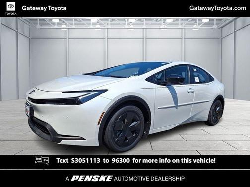 2025 Toyota Prius Plug-In Hybrid SE