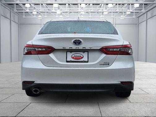 2021 Toyota Camry Hybrid XLE