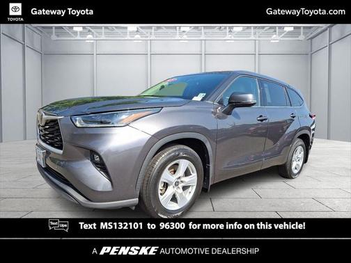 2021 Toyota Highlander LE