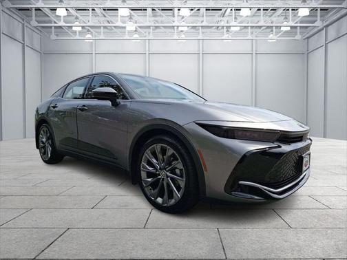 2023 Toyota Crown Limited