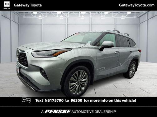 2022 Toyota Highlander Platinum