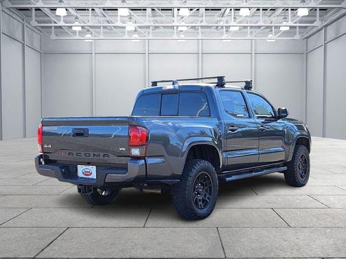 2020 Toyota Tacoma SR