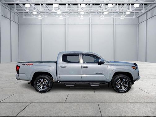 2018 Toyota Tacoma TRD Sport