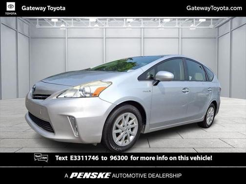 2014 Toyota Prius v Two