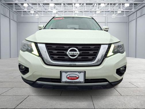2019 Nissan Pathfinder Platinum