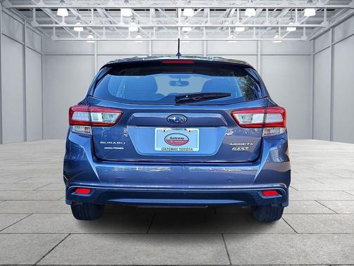 2017 Subaru Impreza 2.0i