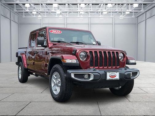 2022 Jeep Gladiator Sport S