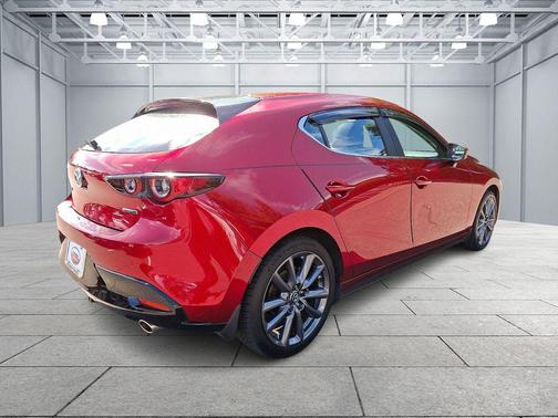 2023 Mazda Mazda3 FWD w/Preferred Package