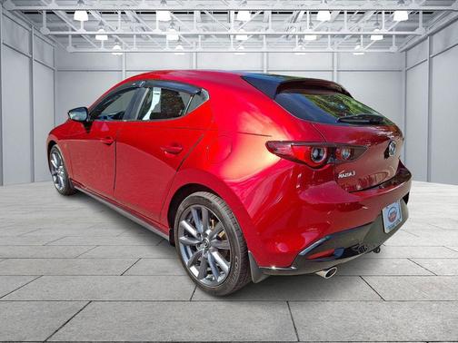 2023 Mazda Mazda3 FWD w/Preferred Package