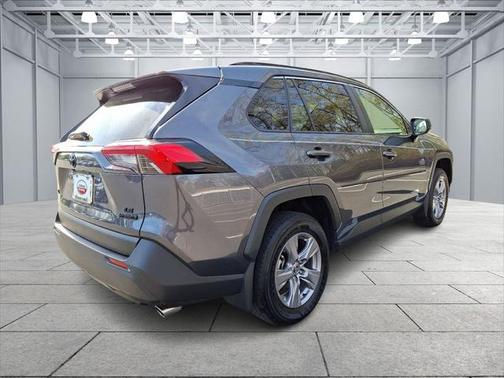 2023 Toyota RAV4 Hybrid LE