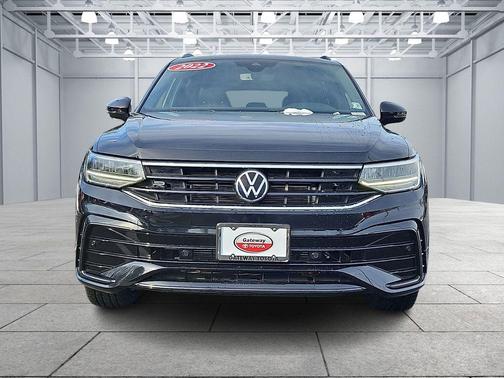 2022 Volkswagen Tiguan 2.0T SE R-Line Black 4MOTION