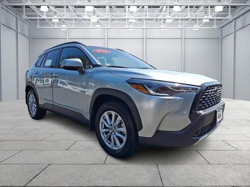 2022 Toyota Corolla Cross LE