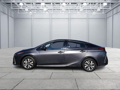 2018 Toyota Prius Prime Plus