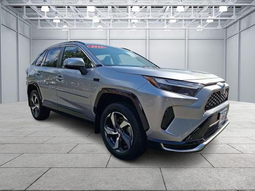 2023 Toyota RAV4 Prime SE