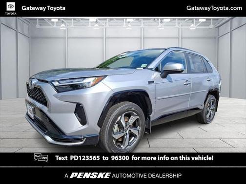 2023 Toyota RAV4 Prime SE