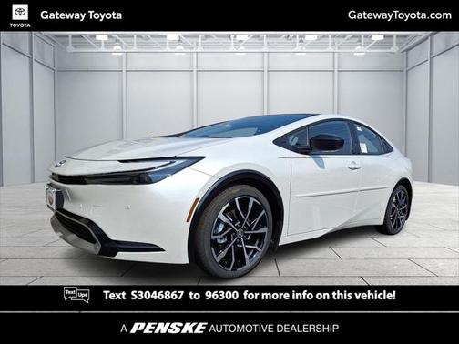 2025 Toyota Prius L