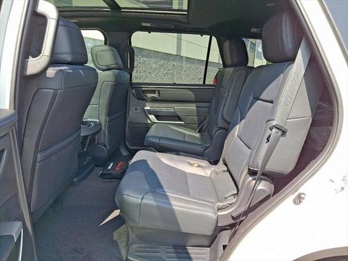 2025 Toyota Sequoia Platinum
