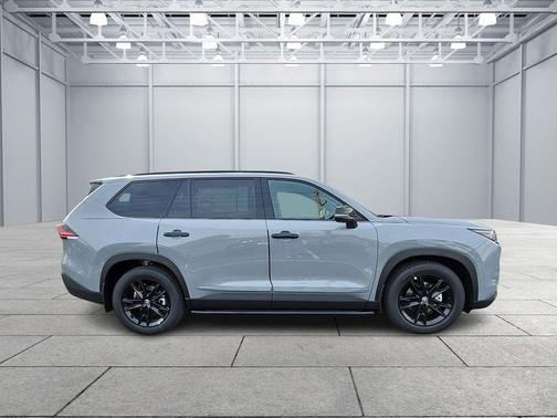 2026 Toyota Highlander Hybrid Base