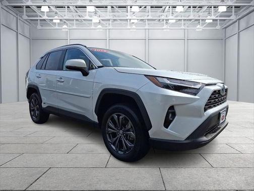2024 Toyota RAV4 Hybrid XLE Premium
