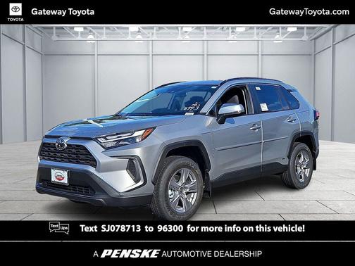 2025 Toyota RAV4 Hybrid XLE