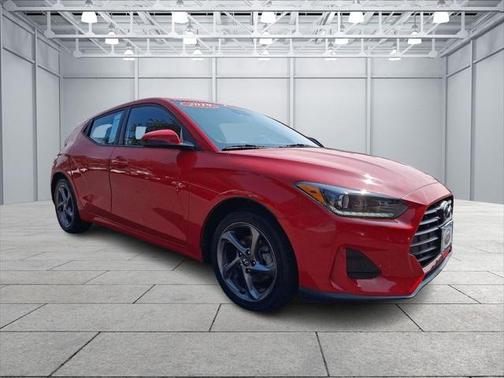 2019 Hyundai Veloster 2