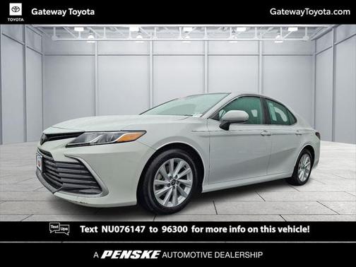 2022 Toyota Camry LE