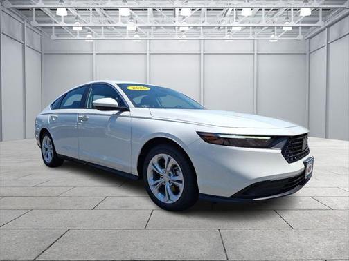 2025 Honda Accord LX 1.5T