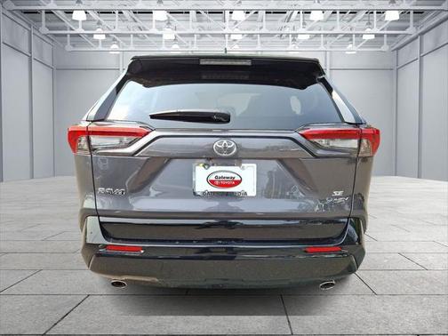 2025 Toyota RAV4 Hybrid SE