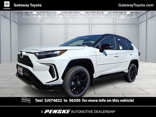 2025 Toyota RAV4 Hybrid SE