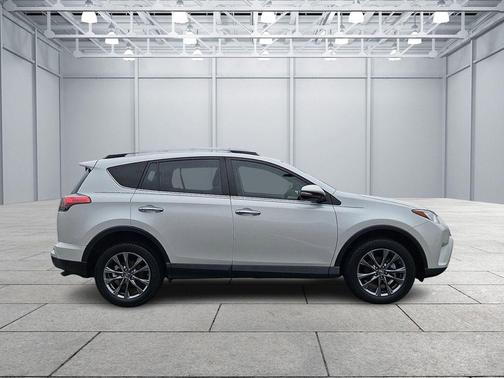 2018 Toyota RAV4 Platinum