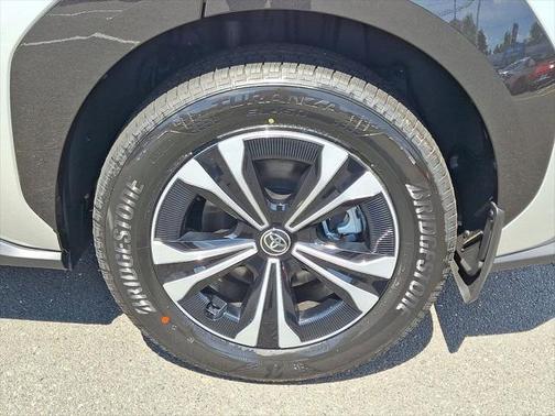 2025 Toyota bZ4X XLE
