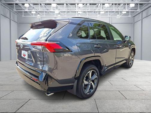 2023 Toyota RAV4 Prime SE