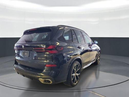 Carbon Black Metallic 2024 BMW X5 xDrive40i
