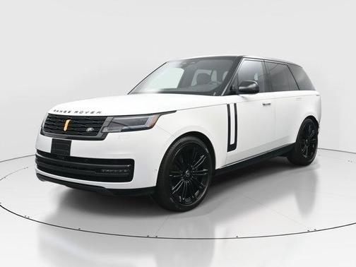 2025 Land Rover Range Rover P530 SE