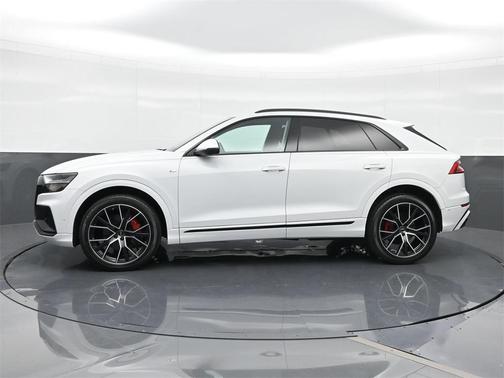 2023 Audi Q8 55 Premium Plus