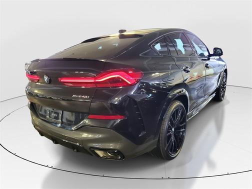 2026 BMW X6 xDrive40i