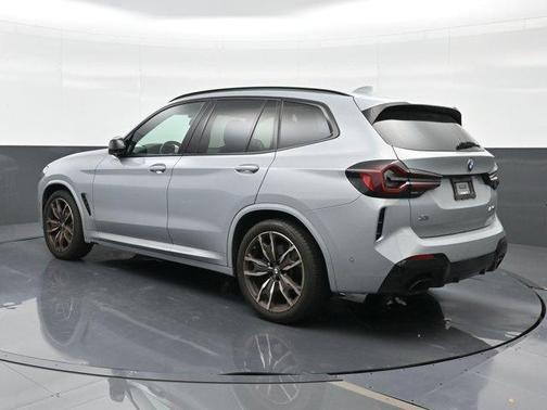 Brooklyn Gray Metallic 2023 BMW X3 M40i