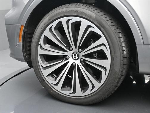 2024 Bentley Bentayga Azure