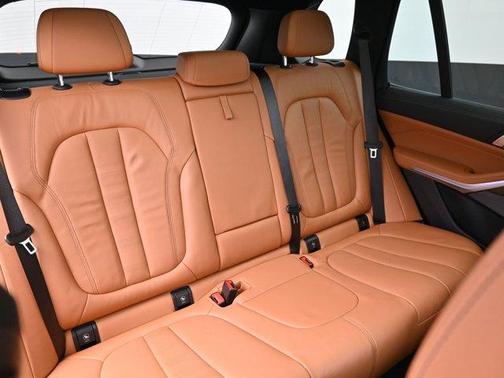 2022 BMW X5 PHEV xDrive45e