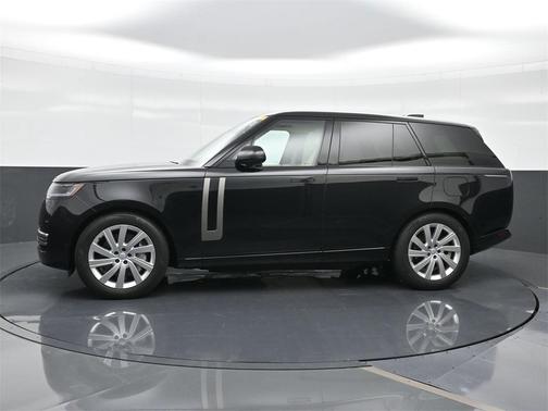 2025 Land Rover Range Rover P550e SE