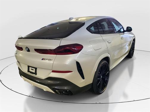 2026 BMW X6 M60i