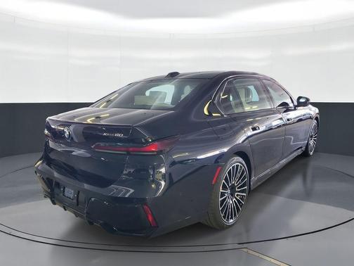 Carbon Black Metallic 2026 BMW i7 XDrive60