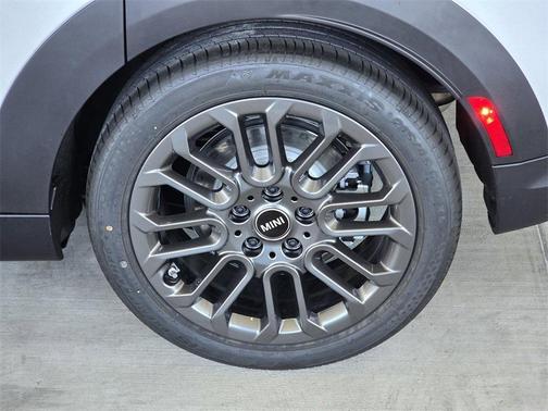 2025 MINI Hardtop C Signature Trim
