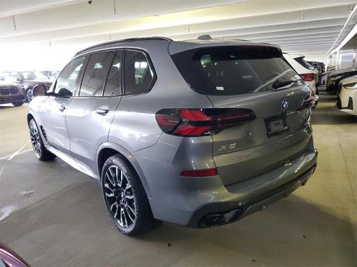 2026 BMW X5 sDrive40i