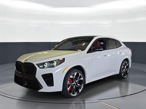 Alpine White 2026 BMW X2 xDrive28i