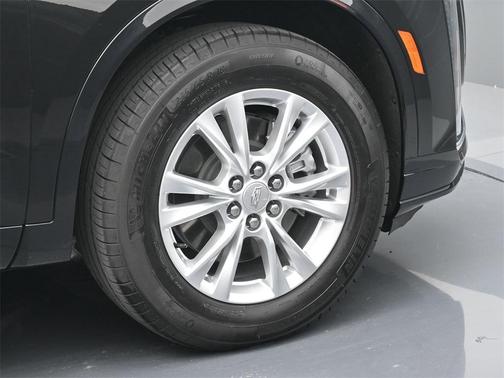 2025 Cadillac XT6 Luxury FWD