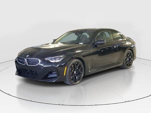 2026 BMW 230 i