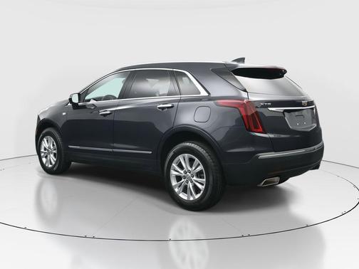 Wilder Metallic 2023 Cadillac XT5 Luxury